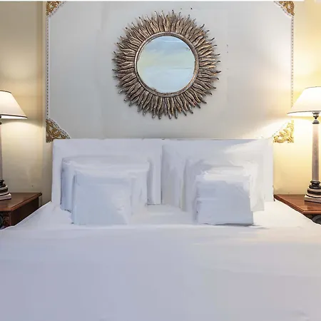 Luxury Collection Szálloda 5*